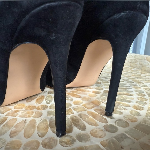 Steve Madden Black Heels - Picture 6 of 9